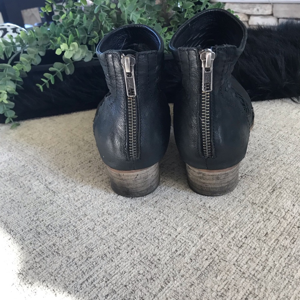 Rebels Ankle Cut-Out Bootie - Picture 4 of 6